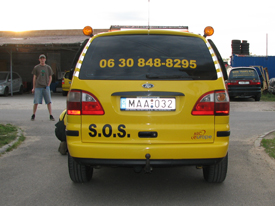 Ford Galaxy 2004, SOS autómentő  autómatricázás, autó matricázás (MMM Trans Kft.)